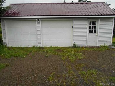 Garage.