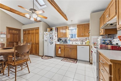 3305 N 157th St, Basehor, KS 66007 - photo 7