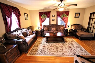 10 Almont St, Methuen, MA 01844 - photo 4