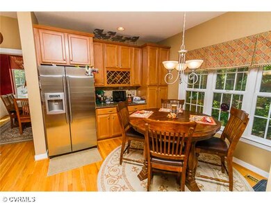 Kitchen - Eat-In Kitchen
