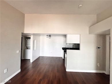 3318 N Decatur Blvd unit 2107, Las Vegas, NV 89130 - photo 4