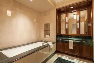 Cipriani Club Residences unit 632, New York, NY 10005 - photo 4