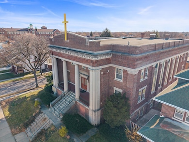 3001 W Mitchell St, Milwaukee, WI 53215 - photo 7