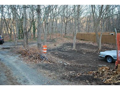 17 Farnum Pike, Smithfield, RI 02917 - photo 5