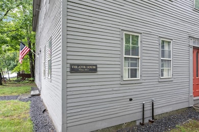 74 Main St_0115