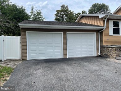 1929 Pometacom Dr, Hanover, MD 21076 - photo 3