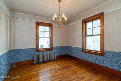 7-web-or-mls-184ElmSt-7