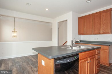 9287 Laurel Ridge Crossing Rd, Lorton, VA 22079 - photo 4