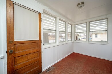 740 Conger St, Waterloo, IA 50703 - photo 4