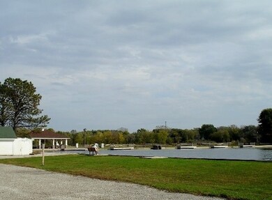 7404 Briar Ct, Spring Grove, IL 60081 - photo 5