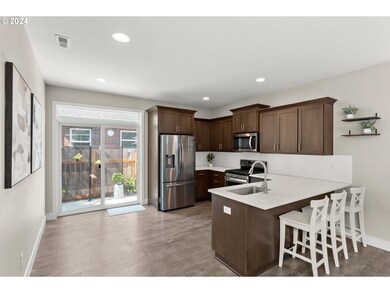 303 S Edwards St, Newberg, OR 97132 - photo 5