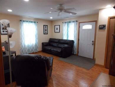 37 Mildred Ln, Latham, NY 12110 - photo 5