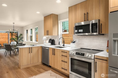 6503 Dibble Ave NW, Seattle, WA 98117 - photo 2