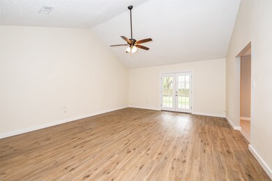 2716 Golden Ave, Bay City, TX 77414 - photo 6