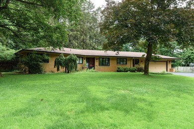 Pine_Ridge_Rd_2516_Kalamazoo_49008-30