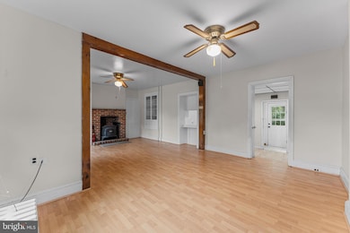 158 W Butler Ave, Doylestown, PA 18901 - photo 6