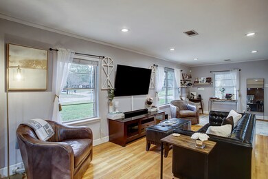 903 W 30th St, Houston, TX 77018 - photo 5