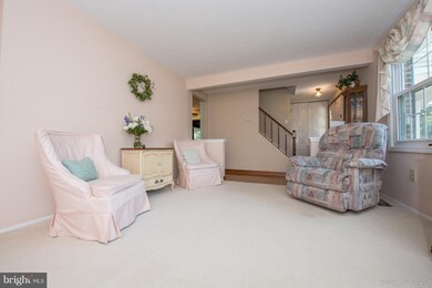 9370 Highlander Blvd, Walkersville, MD 21793 - photo 2