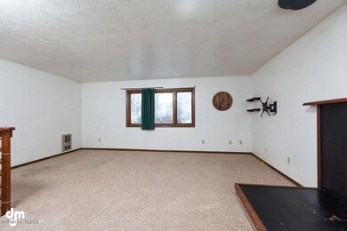 Living Room_MAX-64463-SMALL