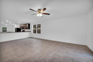 8567 Lake George Cir W, MacClenny, FL 32063 - photo 6