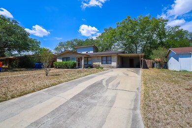 1003 E Inez St, Beeville, TX 78102 - photo 3