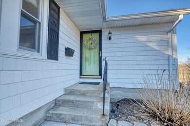 40 Darlene Ave, Pittsfield, MA 01201 - photo 4