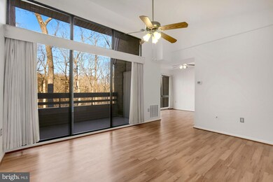 2106 Green Watch Way unit 301, Reston, VA 20191 - photo 6