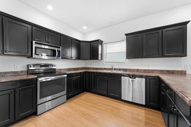 319 Cliffhouse Road Lakefront Duplex