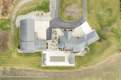 9285 Guinea Rd, Grand Ledge, MI 48837 - photo 7