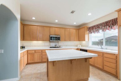 3764 Uranus Ave Lompoc CA-small-013-8-Ki