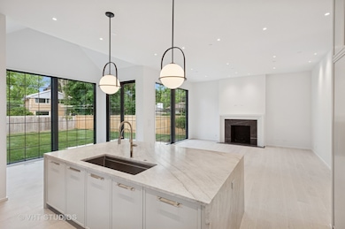 759 Strawberry Hill Dr, Glencoe, IL 60022 - photo 3