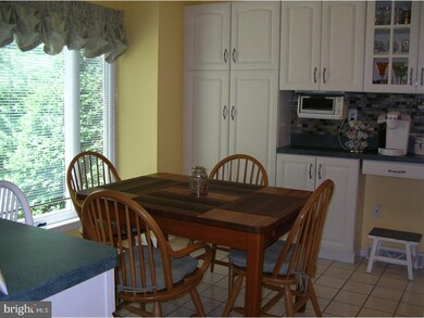 915 Putnam Blvd unit 110, Wallingford, PA 19086 - photo 7