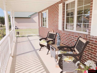 321 Maverick Dr, Mankato, MN 56001 - photo 6