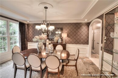 775 Meadowbrook Dr, Aurora, OH 44202 - photo 2