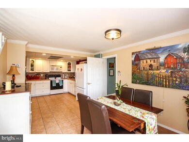 417 Meadowhurst Ln, Media, PA 19063 - photo 4