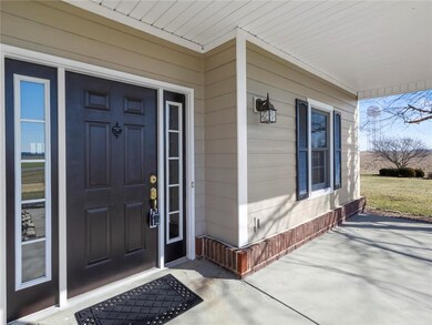 11150 E Base Rd, Columbus, IN 47203 - photo 5