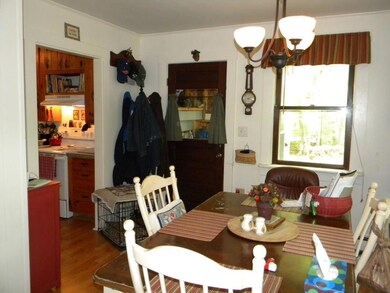 Dining room and entrance to the house