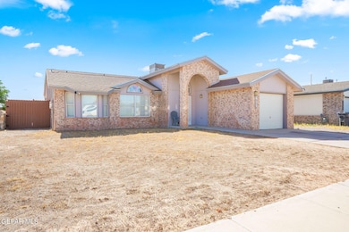 613 Orchid Dr, Horizon City, TX 79928 - photo 2