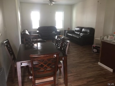 432 N Railroad St, Allentown, PA 18102 - photo 4