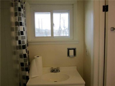 Full Bath.