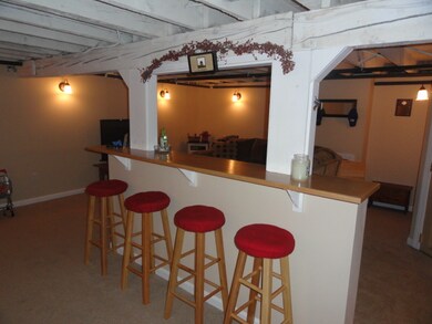 16 Rhode Island Ave, Pittsfield, MA 01201 - photo 2