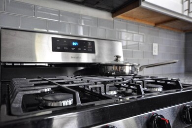 1376 E Long St unit 378, Columbus, OH 43203 - photo 6