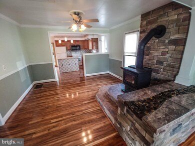 482 Reid Rd, Waynesboro, PA 17268 - photo 5