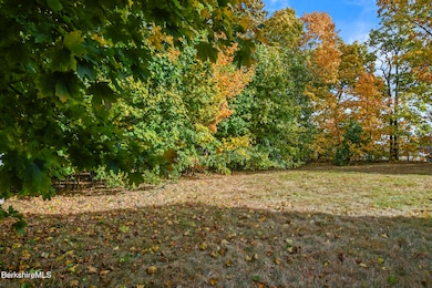 1784 Northampton St, Holyoke, MA 01040 - photo 4