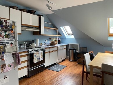 125 University Rd unit 3, Brookline, MA 02445 - photo 7