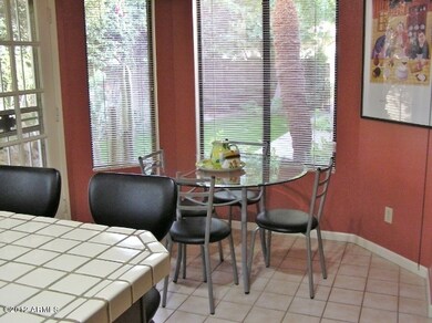 BREAKFAST NOOK