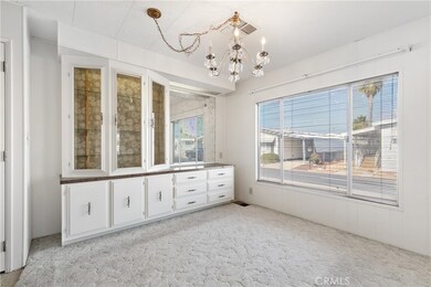 1525 W Oakland Ave unit 62, Hemet, CA 92543 - photo 5