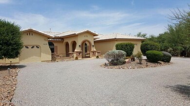 Ext. Frt. w/Circular Drive