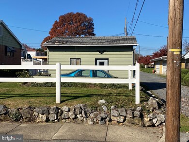 107 Monroe St, Reading, PA 19605 - photo 4