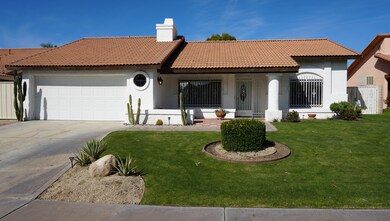 34155 Suncrest Dr, Cathedral City, CA 92234 - photo 2